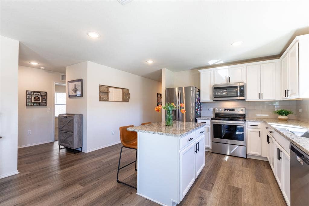 1340 Vernon Drive, Aubrey, TX 76227 1340 Vernon Drive, Aubrey, TX 76227