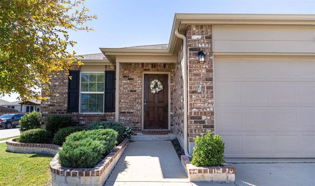 1340 Vernon Drive, Aubrey, TX 76227 1340 Vernon Drive, Aubrey, TX 76227