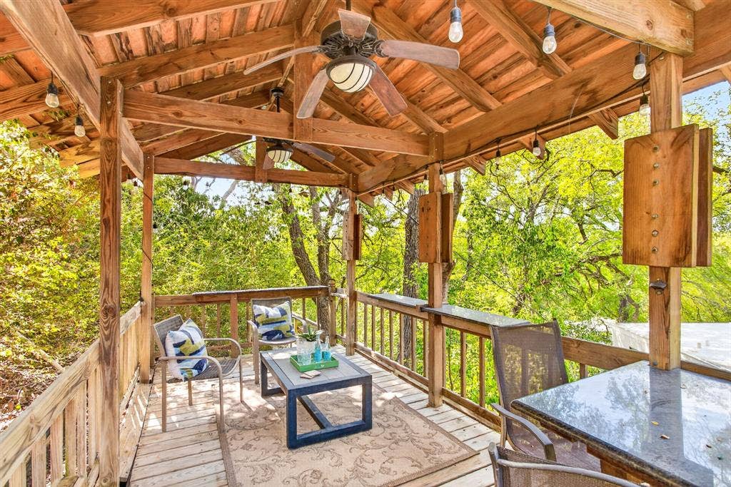 3817 Harlanwood Drive, Fort Worth, TX 76109