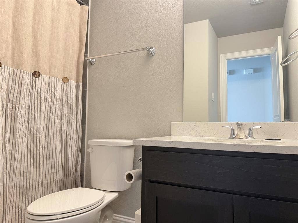 4704 Hammerstein Boulevard, Denton, TX 76210 4704 Hammerstein Boulevard, Denton, TX 76210