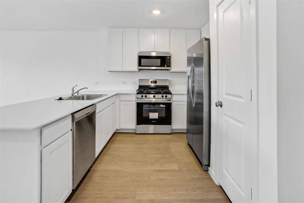 909 Cole Street, Howe, TX 75459 909 Cole Street, Howe, TX 75459
