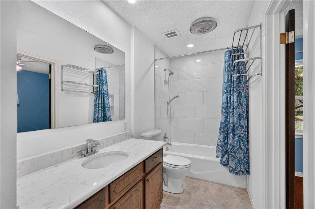 9584 Ash Creek Drive, Dallas, TX 75228 9584 Ash Creek Drive, Dallas, TX 75228