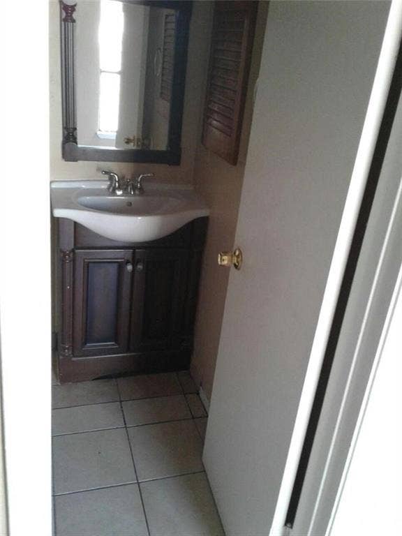 9811 Walnut Street, #304, Dallas, TX 75243 9811 Walnut Street, #304, Dallas, TX 75243