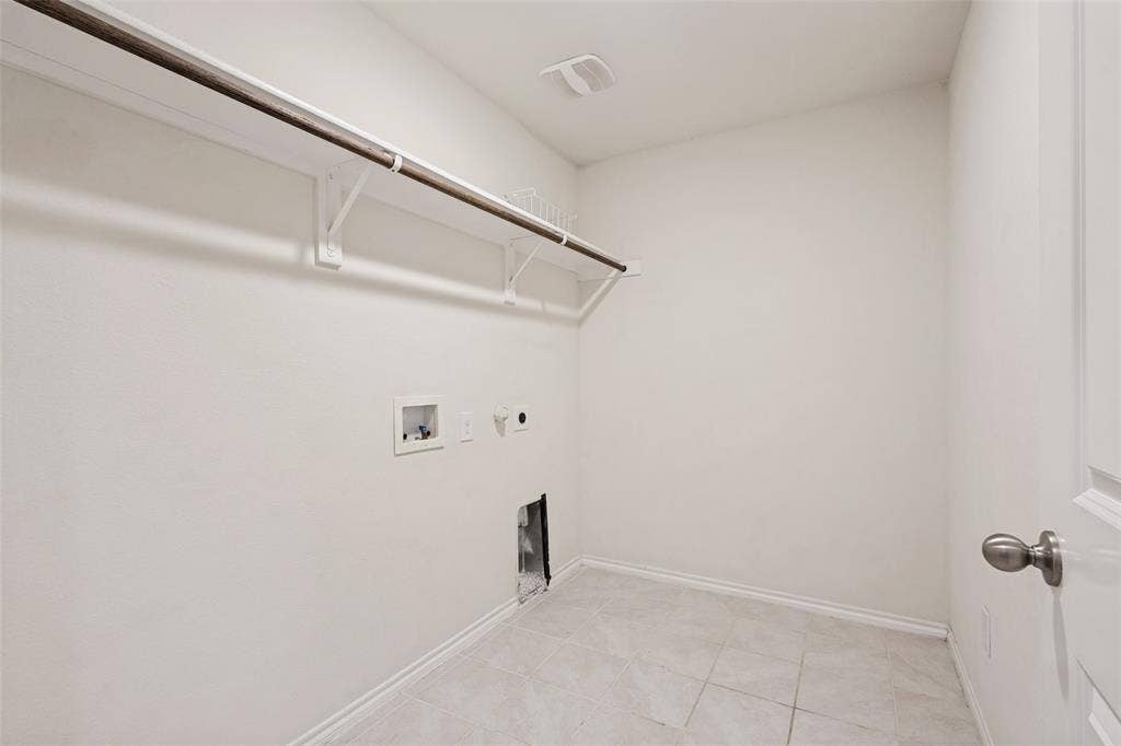 1113 Meadow Side Drive, Princeton, TX 75407 1113 Meadow Side Drive, Princeton, TX 75407