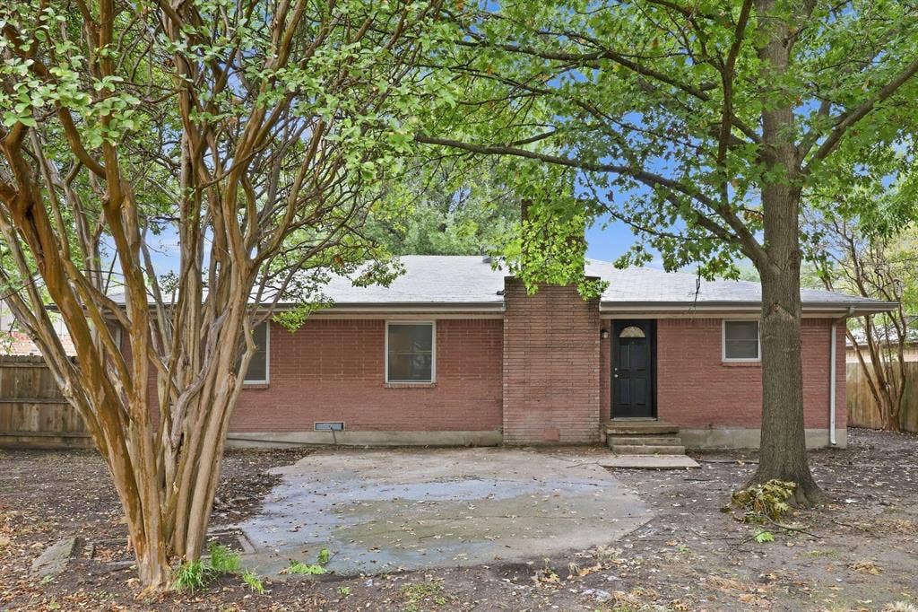 319 Royal Avenue, Duncanville, TX 75137 319 Royal Avenue, Duncanville, TX 75137