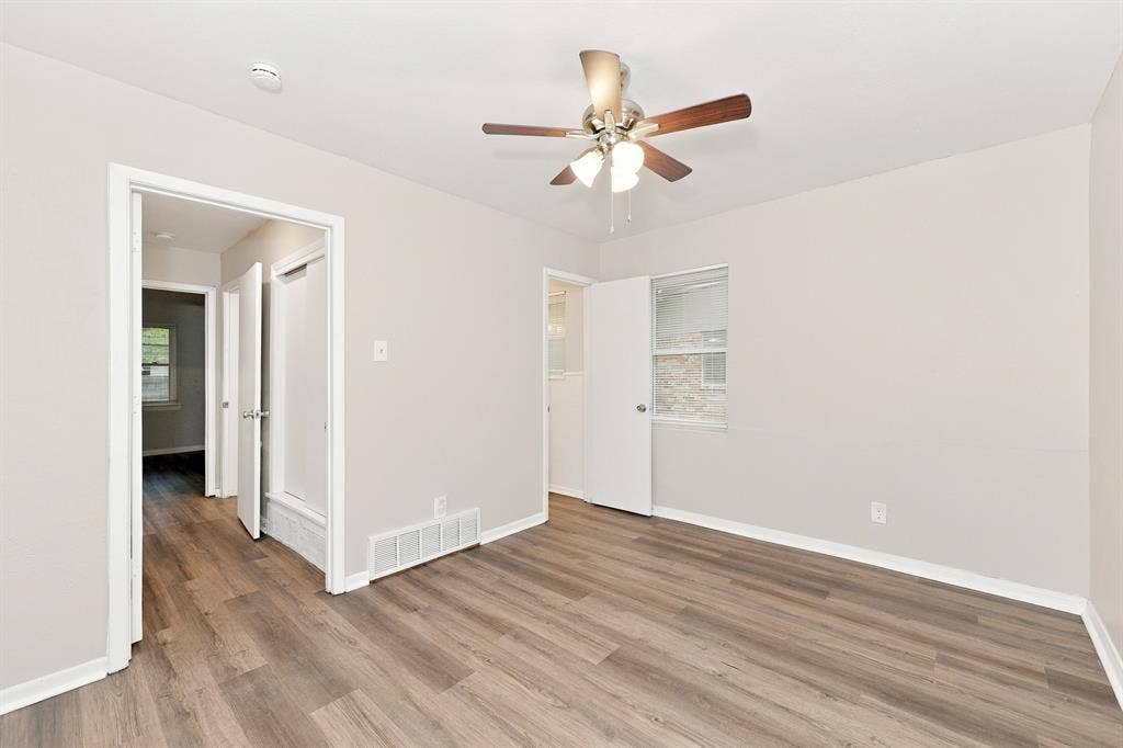 319 Royal Avenue, Duncanville, TX 75137 319 Royal Avenue, Duncanville, TX 75137