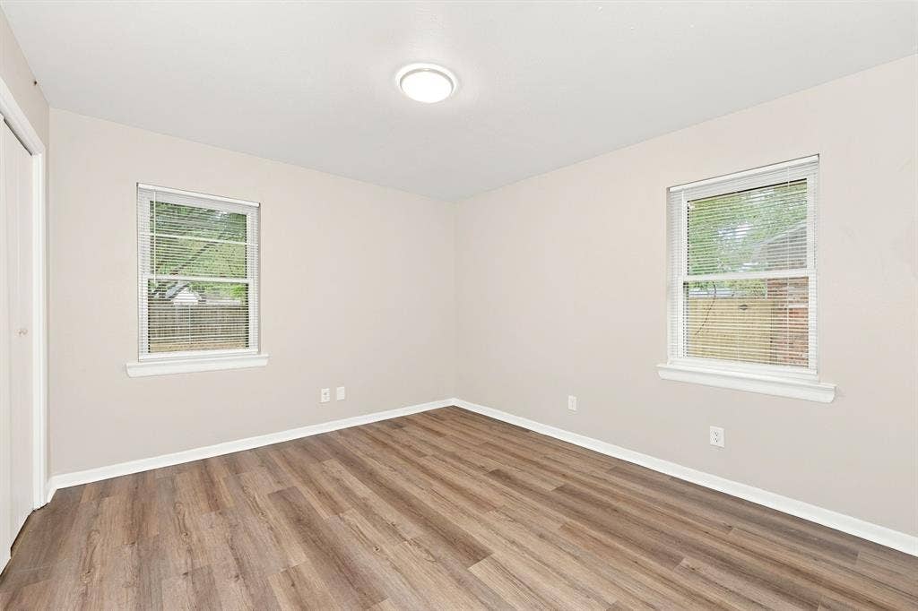 319 Royal Avenue, Duncanville, TX 75137 319 Royal Avenue, Duncanville, TX 75137