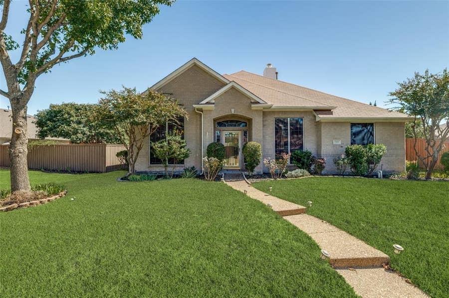 Property photo for 5000 Adolphus Drive, Frisco, TX