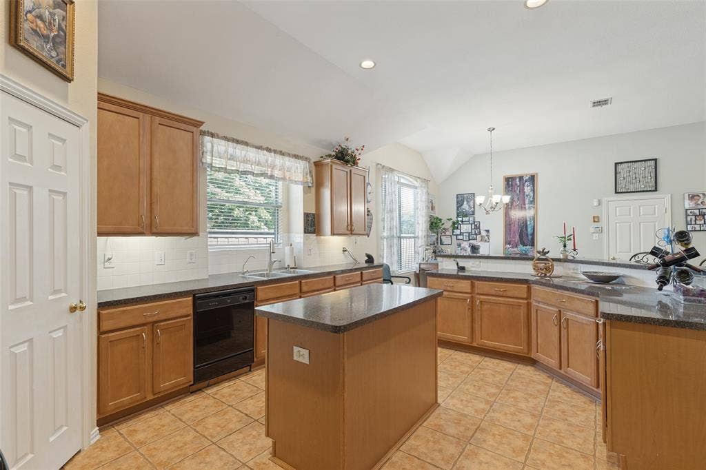 5000 Adolphus Drive, Frisco, TX 75035 5000 Adolphus Drive, Frisco, TX 75035