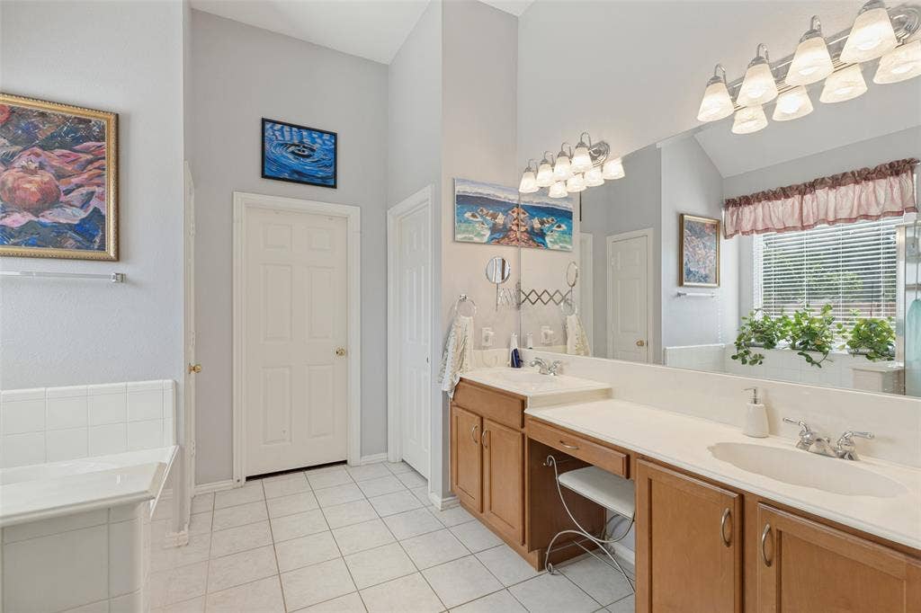 5000 Adolphus Drive, Frisco, TX 75035 5000 Adolphus Drive, Frisco, TX 75035
