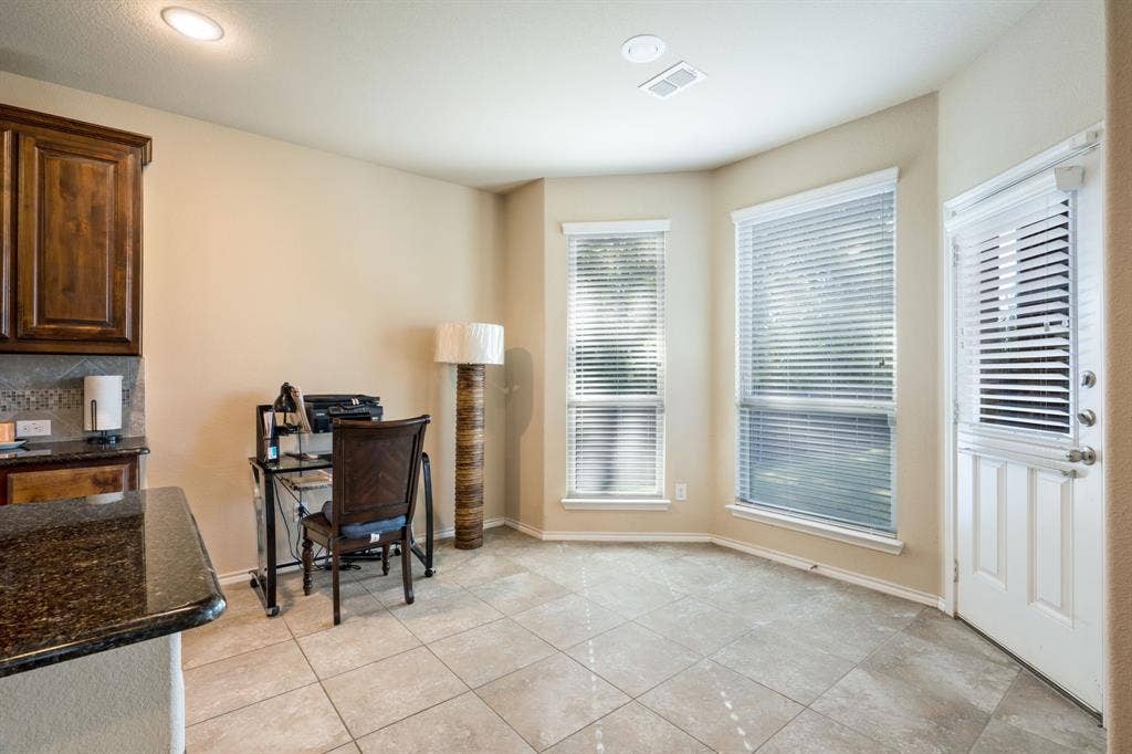 1300 Bellingham Circle, Glenn Heights, TX 75154 1300 Bellingham Circle, Glenn Heights, TX 75154