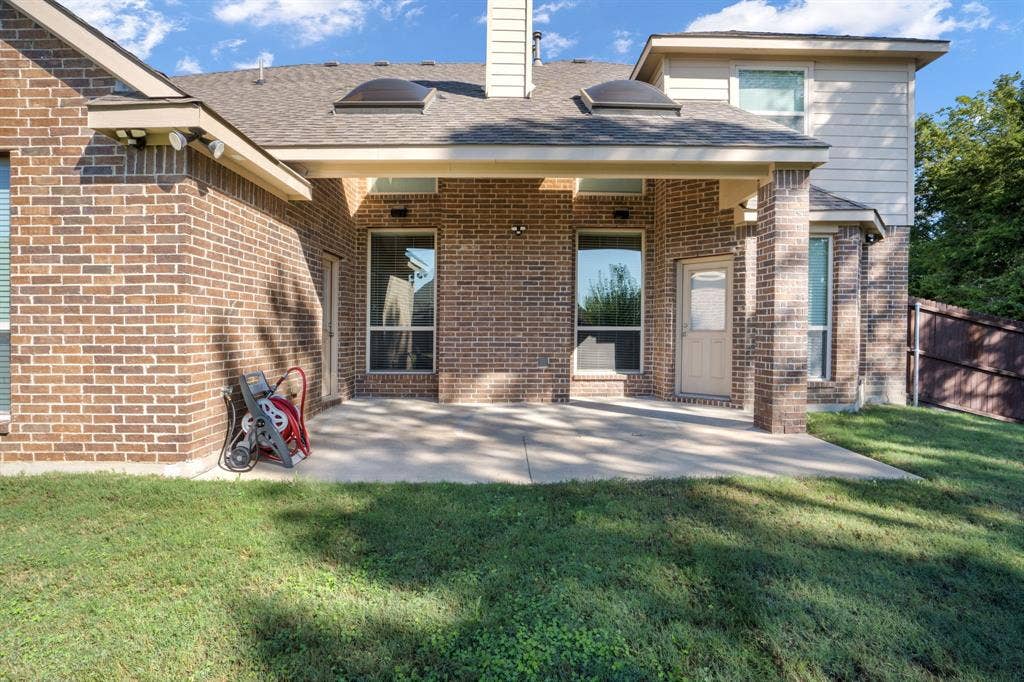 1300 Bellingham Circle, Glenn Heights, TX 75154 1300 Bellingham Circle, Glenn Heights, TX 75154