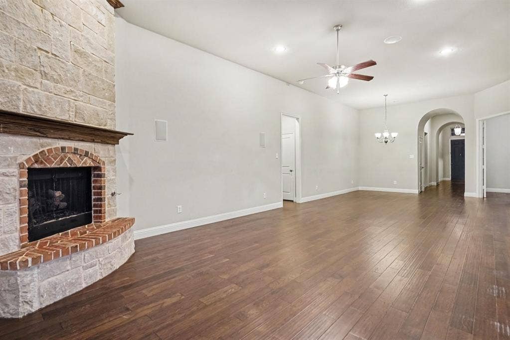 1512 8th Street, Argyle, TX 76226 1512 8th Street, Argyle, TX 76226