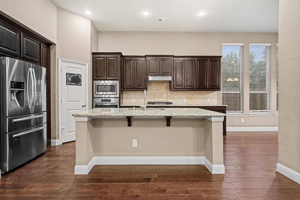1512 8th Street, Argyle, TX 76226 1512 8th Street, Argyle, TX 76226