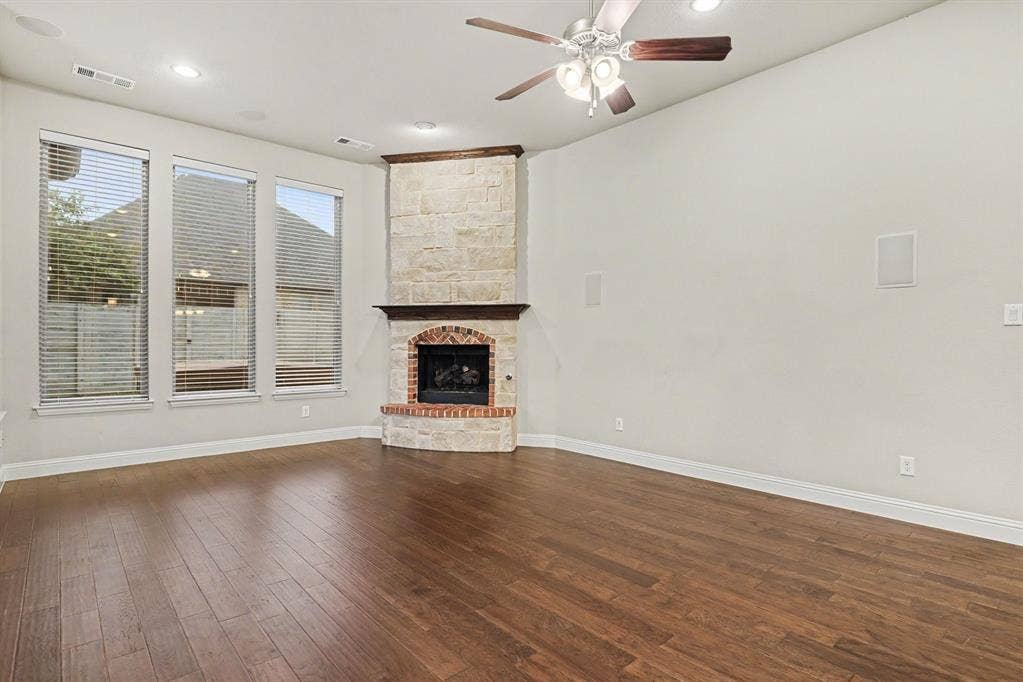1512 8th Street, Argyle, TX 76226 1512 8th Street, Argyle, TX 76226