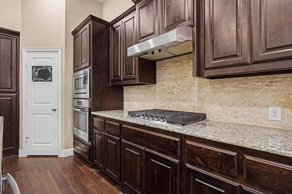 1512 8th Street, Argyle, TX 76226 1512 8th Street, Argyle, TX 76226