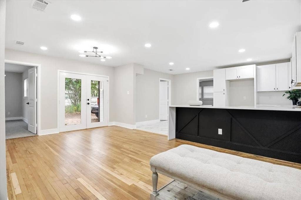 2900 Hunter Street, Fort Worth, TX 76112 2900 Hunter Street, Fort Worth, TX 76112
