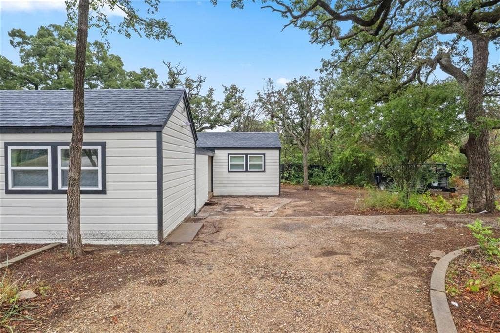 2900 Hunter Street, Fort Worth, TX 76112 2900 Hunter Street, Fort Worth, TX 76112