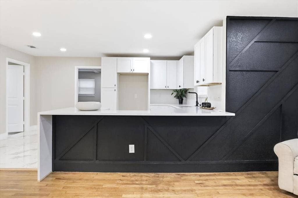 2900 Hunter Street, Fort Worth, TX 76112 2900 Hunter Street, Fort Worth, TX 76112