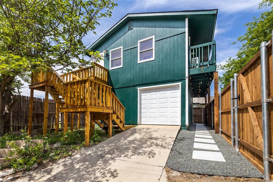 Property photo for 2402 Misty Lane, Carrollton, TX