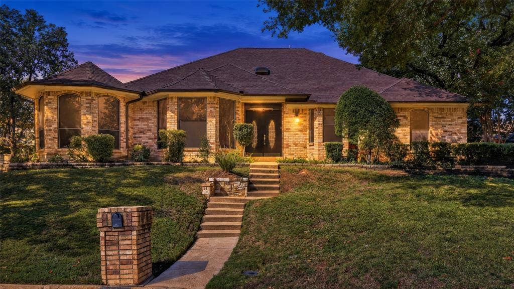 3910 Cross Bend Court, Arlington, TX 76016 3910 Cross Bend Court, Arlington, TX 76016