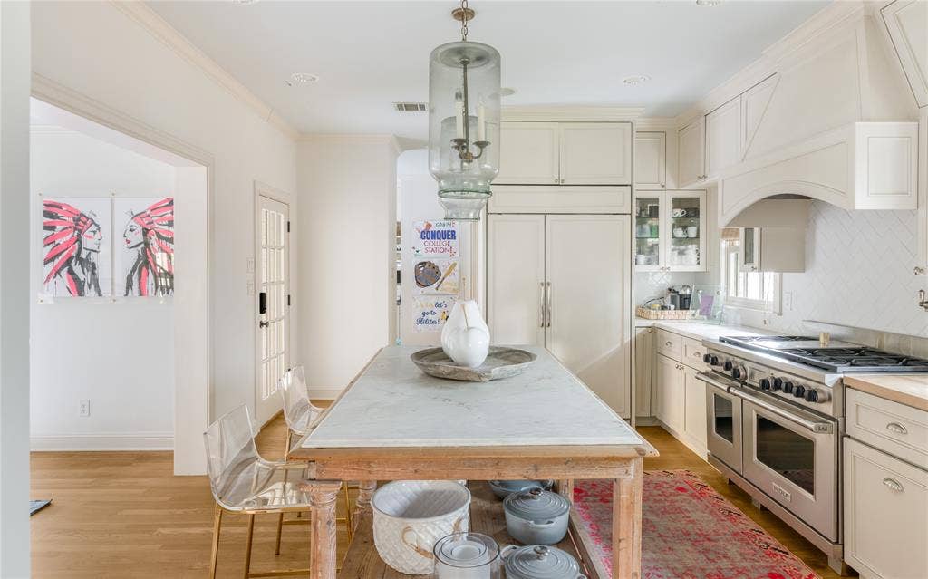 3313 Bryn Mawr Drive, University Park, TX 75225 3313 Bryn Mawr Drive, University Park, TX 75225