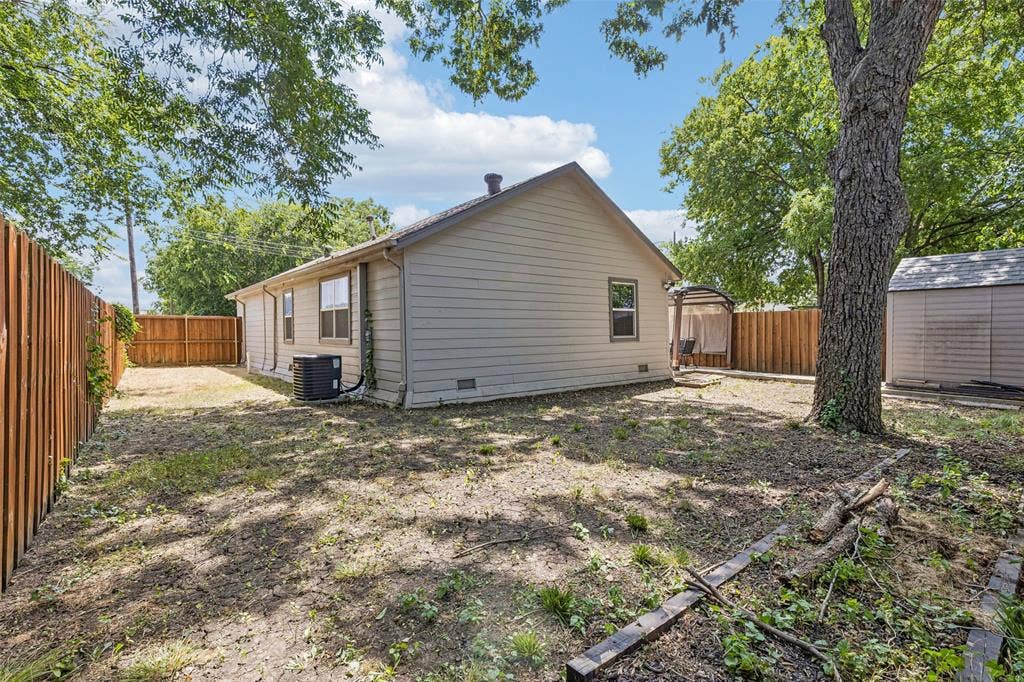 605 E Graham Street, McKinney, TX 75069 605 E Graham Street, McKinney, TX 75069