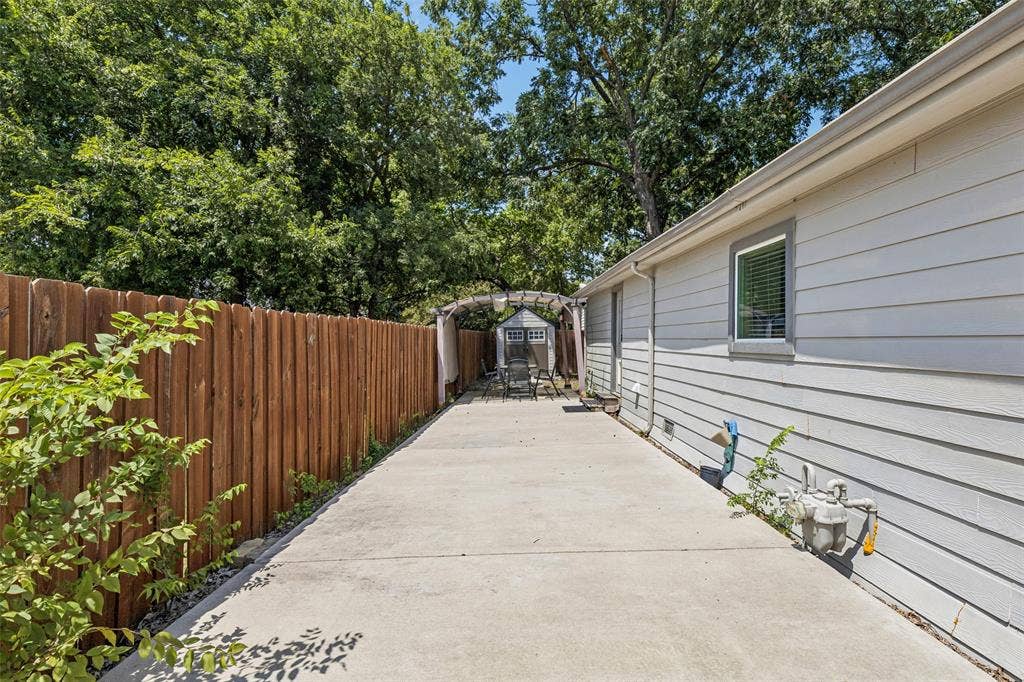 605 E Graham Street, McKinney, TX 75069 605 E Graham Street, McKinney, TX 75069