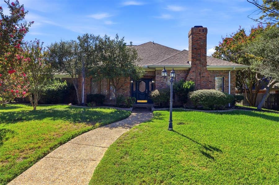 Property photo for 2700 Nighthawk Drive, Plano, TX