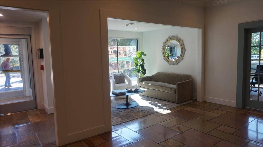 3883 Turtle Creek Boulevard, #1114, Dallas, TX 75219 Expansive tile flooring with varied tones
