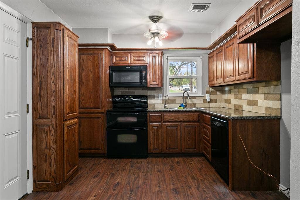 4617 Driskell Boulevard, Fort Worth, TX 76107