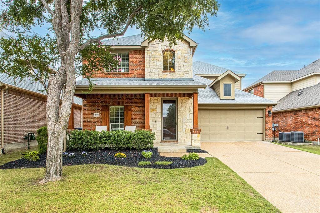 1508 Sunrise Drive, McKinney, TX 75071 Front Porch