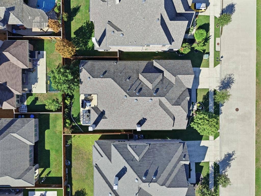 8508 Cholla Boulevard, Lantana, TX 76226