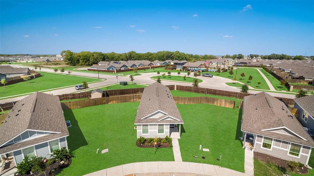 250 Herman Lane, Princeton, TX 75407 Residential neighborhood with established roadways and uniform landscaping