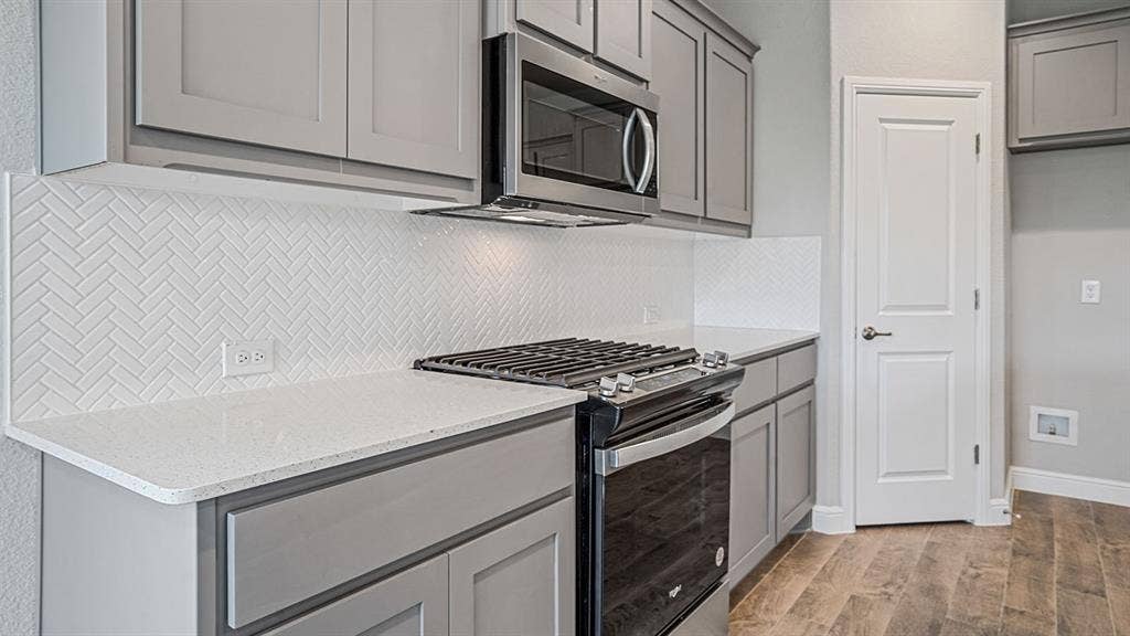 1413 CANTERBURY Trail, DeSoto, TX 75115 1413 CANTERBURY Trail, DeSoto, TX 75115