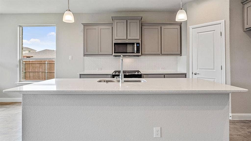 1413 CANTERBURY Trail, DeSoto, TX 75115 1413 CANTERBURY Trail, DeSoto, TX 75115