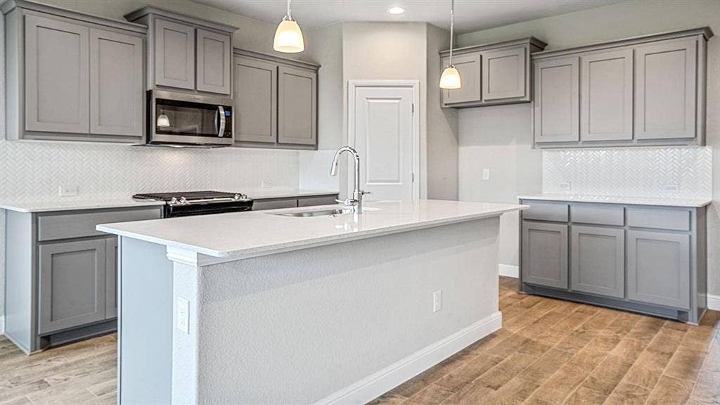 1413 CANTERBURY Trail, DeSoto, TX 75115 1413 CANTERBURY Trail, DeSoto, TX 75115
