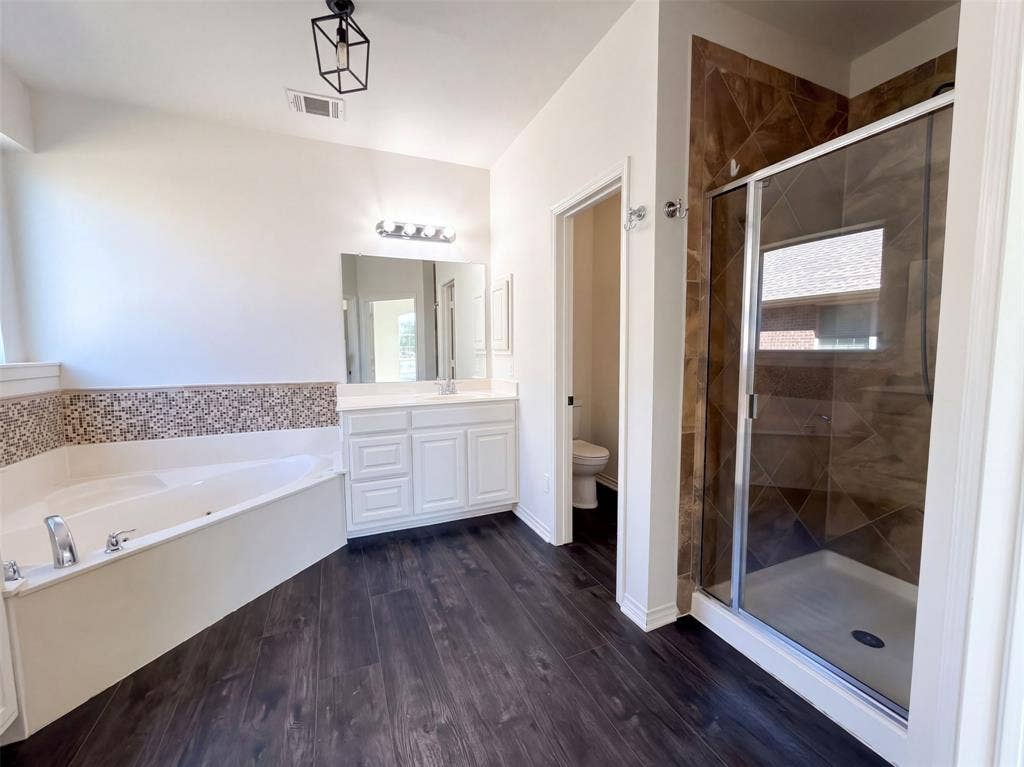 5800 Chuck Wagon Lane, McKinney, TX 75070 5800 Chuck Wagon Lane, McKinney, TX 75070