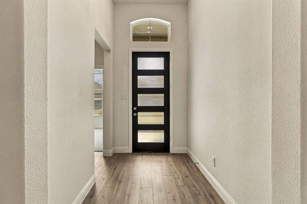 4047 Bedford Drive, Crandall, TX 75114