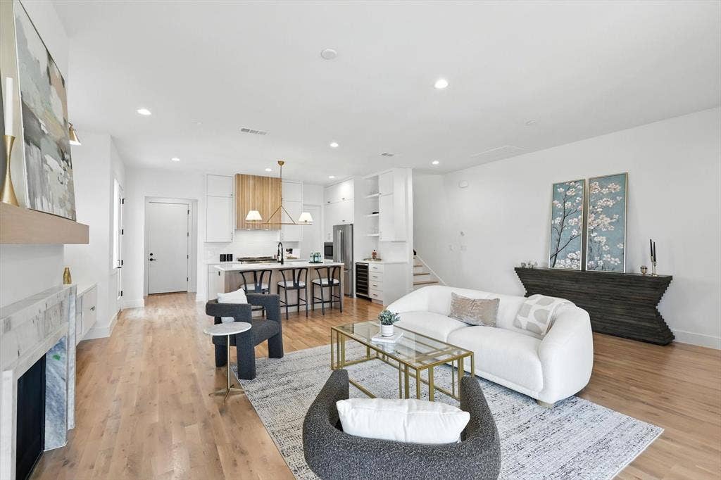4604 Hopkins, Dallas, TX 75209 4604 Hopkins, Dallas, TX 75209