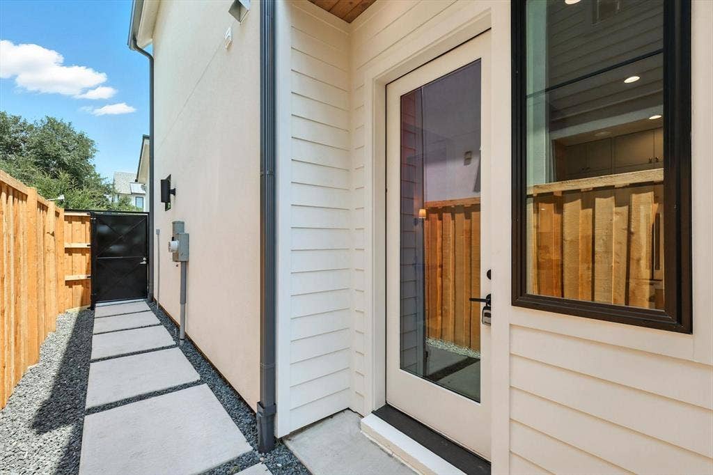 4604 Hopkins, Dallas, TX 75209 4604 Hopkins, Dallas, TX 75209