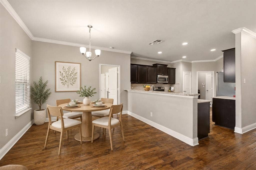 1411 Saint Johns Drive, Van Alstyne, TX 75495