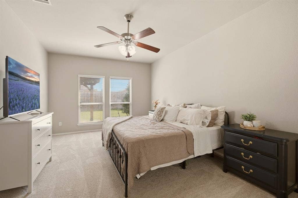 1411 Saint Johns Drive, Van Alstyne, TX 75495