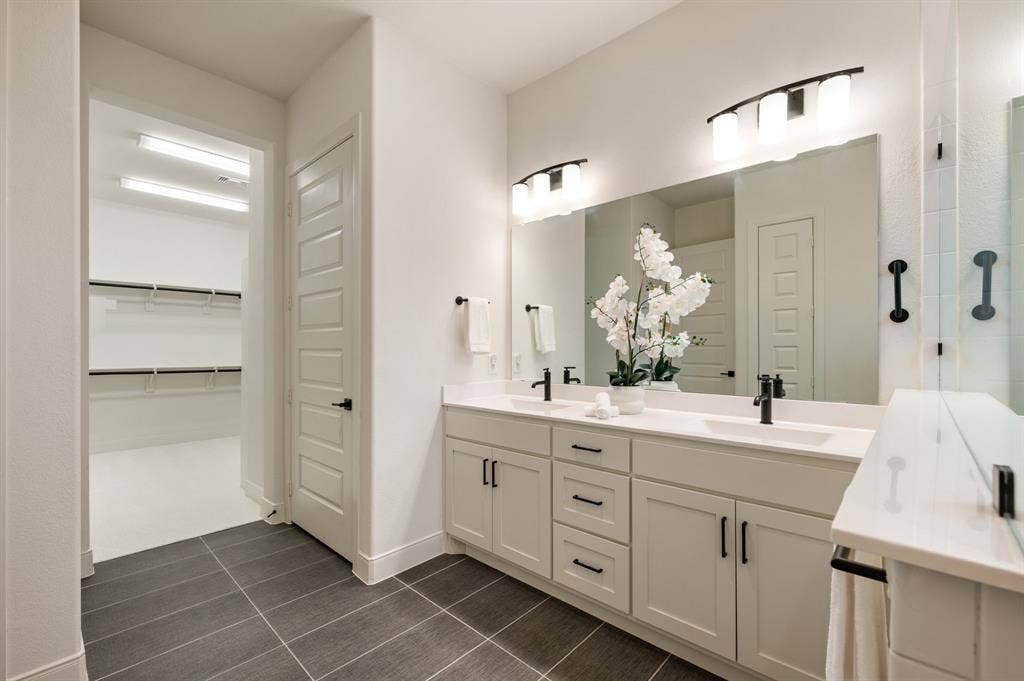 4821 Forest Crest Parkway, Arlington, TX 76005 4821 Forest Crest Parkway, Arlington, TX 76005