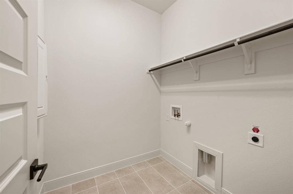 4821 Forest Crest Parkway, Arlington, TX 76005 4821 Forest Crest Parkway, Arlington, TX 76005