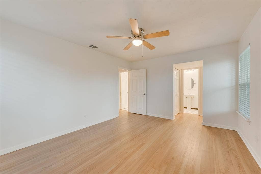 2643 San Medina Avenue, Dallas, TX 75228 2643 San Medina Avenue, Dallas, TX 75228