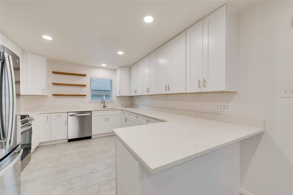 2643 San Medina Avenue, Dallas, TX 75228 2643 San Medina Avenue, Dallas, TX 75228