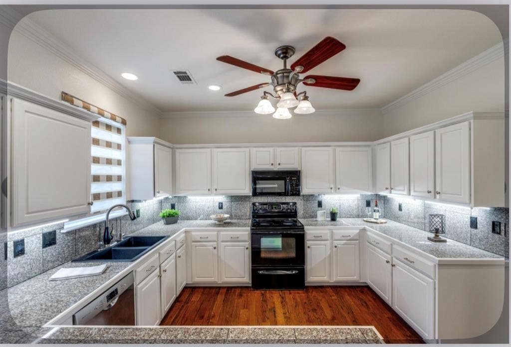 3212 Blenheim Court, Plano, TX 75025 3212 Blenheim Court, Plano, TX 75025