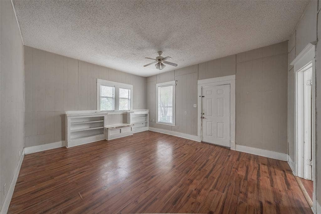212 N Ruddell Street, Denton, TX 76205 212 N Ruddell Street, Denton, TX 76205