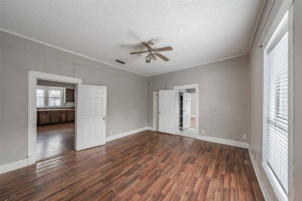 212 N Ruddell Street, Denton, TX 76205 212 N Ruddell Street, Denton, TX 76205
